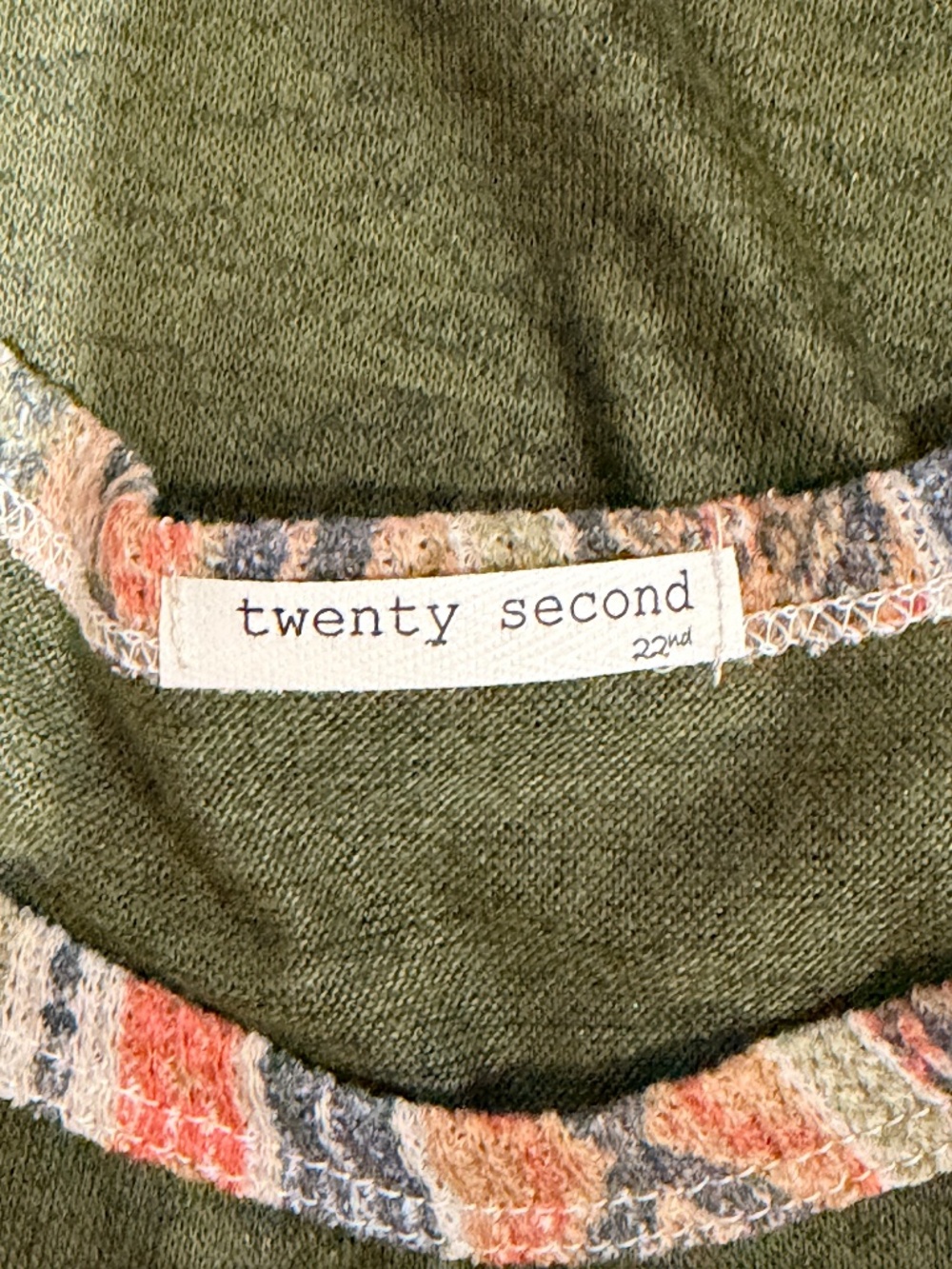 "Twenty Second" Women's Long Sleeve Cut Out Contrast Top - Picture 5 of 10